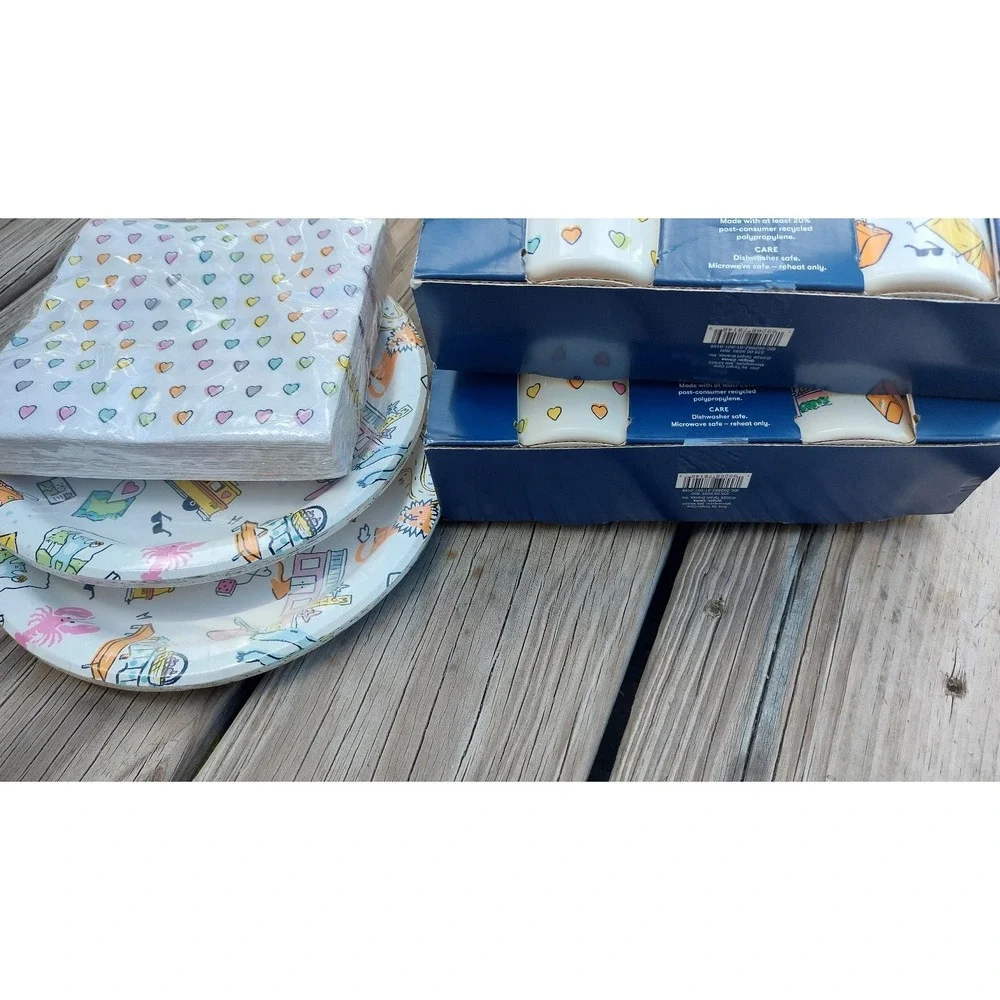 NWT RARE Roller Rabbit x Target Disco Heart Plastic Cups/Paper Plates/Napkin Set